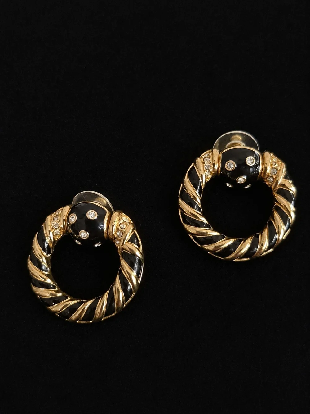 JJ Jonette elegant gold